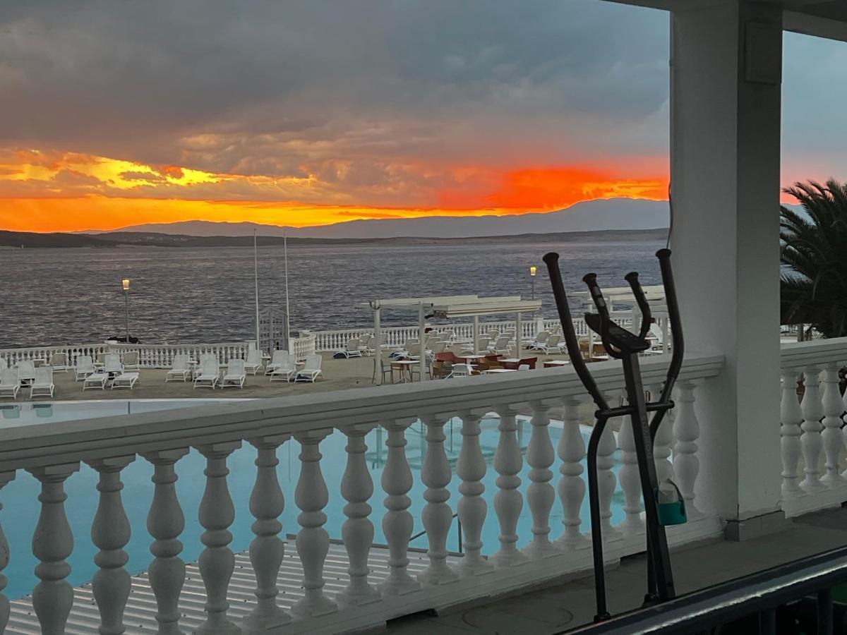 סלצה Hotel Millenium Deluxe מראה חיצוני תמונה
